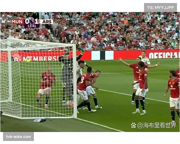 实时:卡利亚里利用角球机会头球破门,暂时1-0领先 实时:卡利亚里利用角球机会头球破门,暂时1-0领先